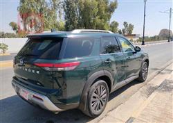 نیسان پاسفایندەر